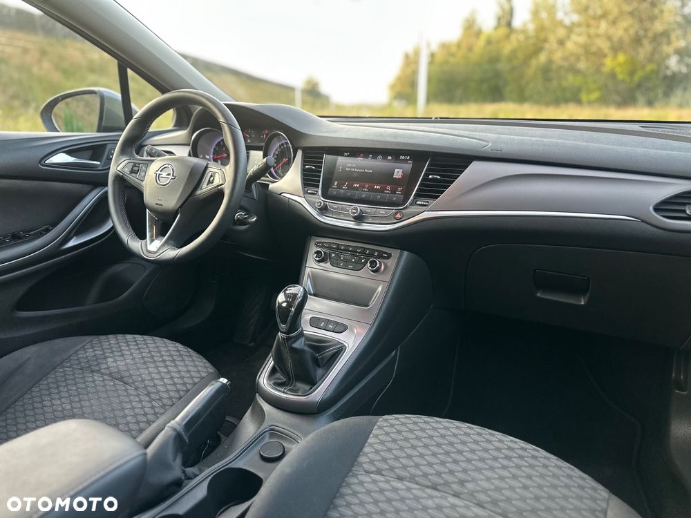 Opel Astra 1.4 T Dynamic - 8
