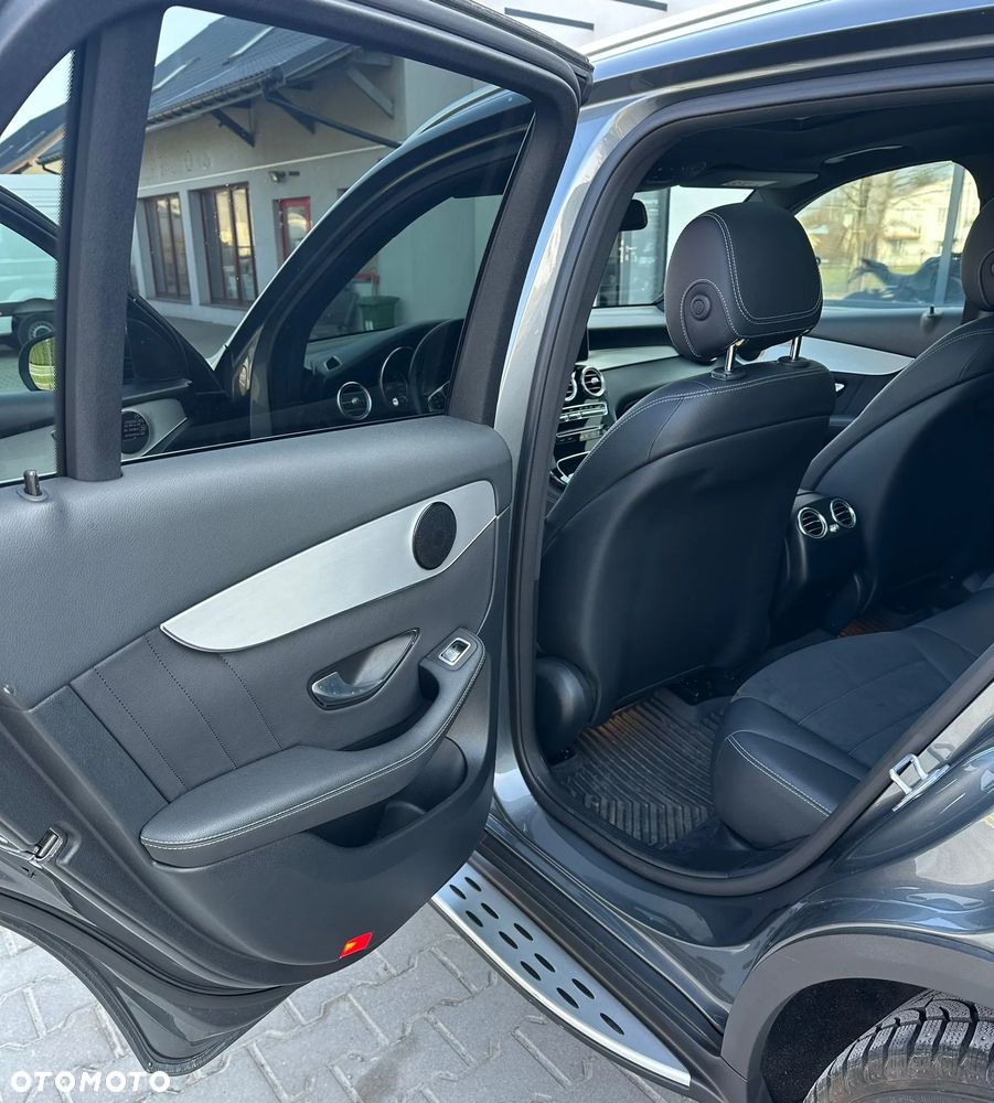 Mercedes-Benz GLC - 10