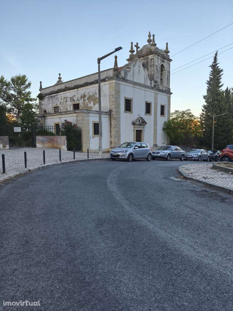 Venda Garagem - Grande imagem: 2/7