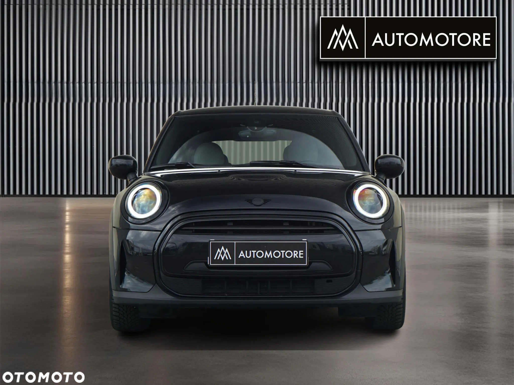 MINI Cooper Standard - 4