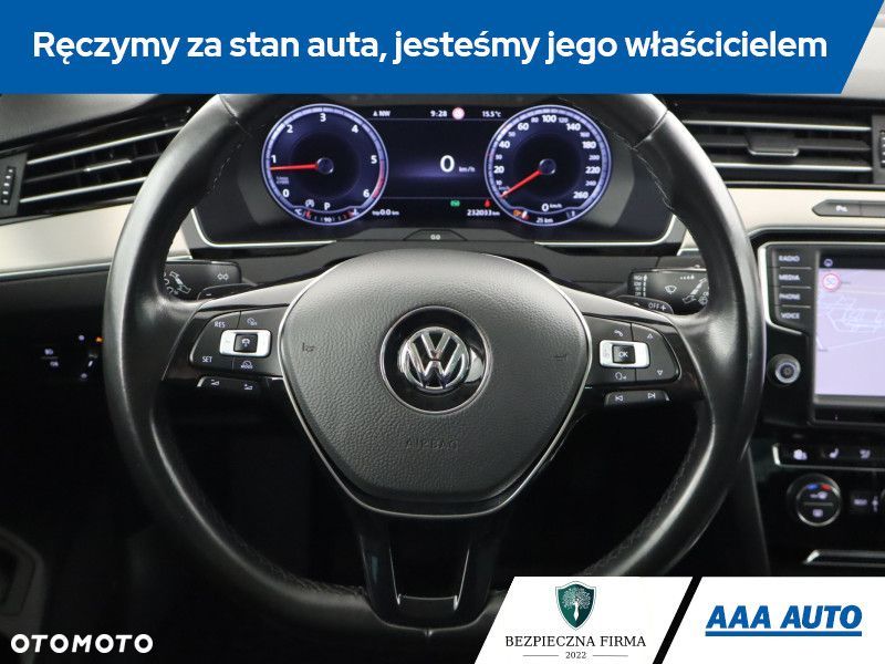 Volkswagen Passat Variant - 17