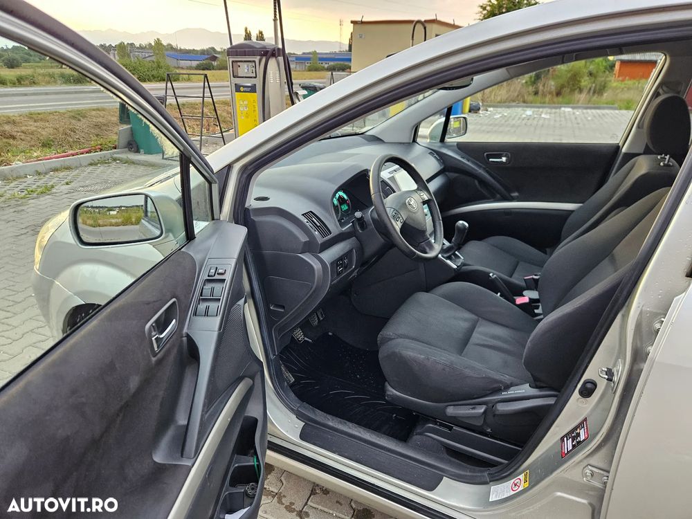 Toyota Corolla Verso 1.8 Sol - 11