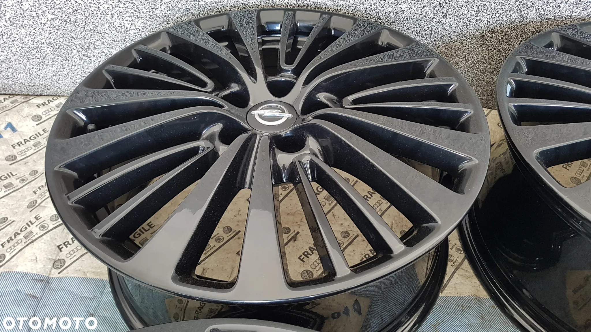 FELGI ALU ORYGINAŁ  OPEL GRANDLAND X  7,5jx18  IS49 5x108 CZUJNIKI - 4