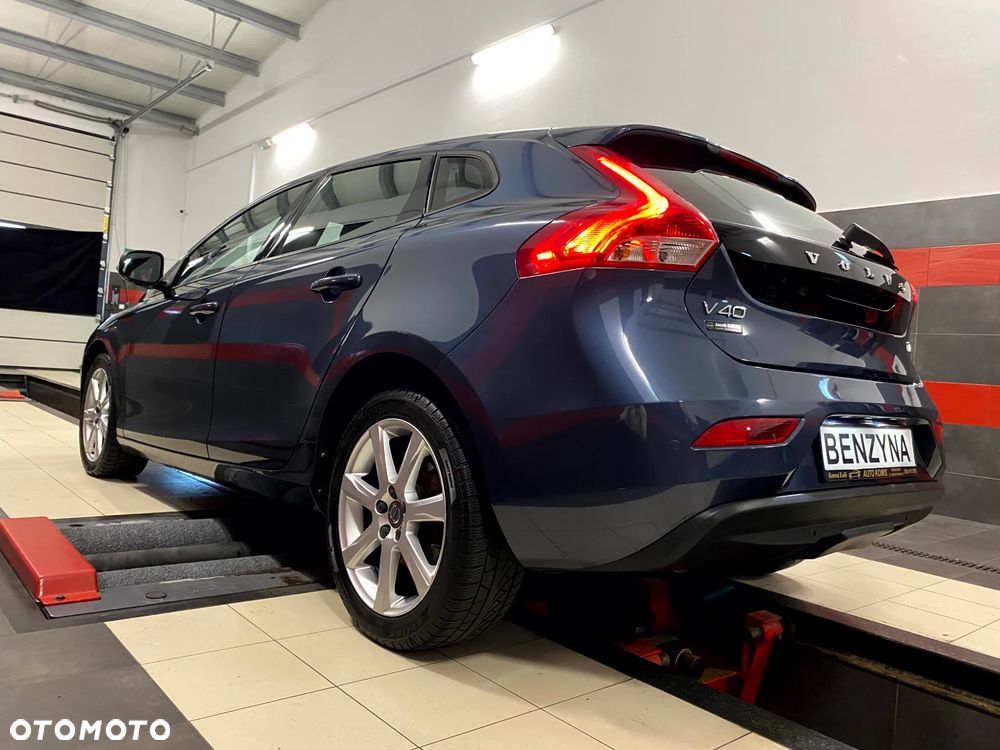 Volvo V40 T2 Drive-E Momentum - 13