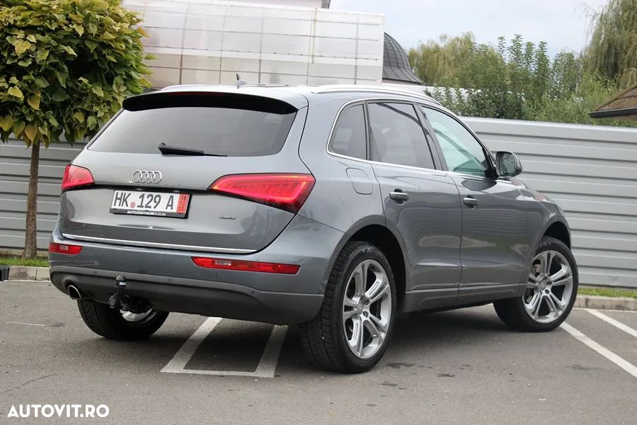 Audi Q5 2.0 40 TDI quattro S tronic Sport - 6
