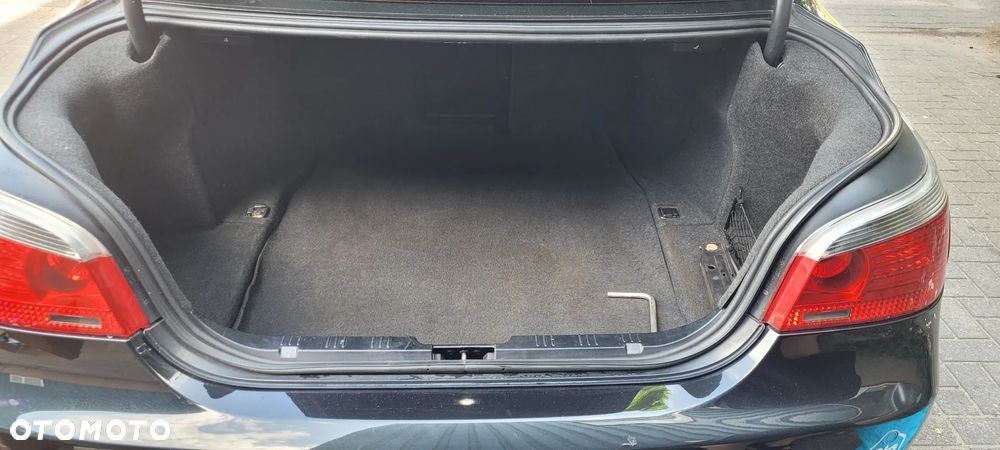 BMW Seria 5 - 10