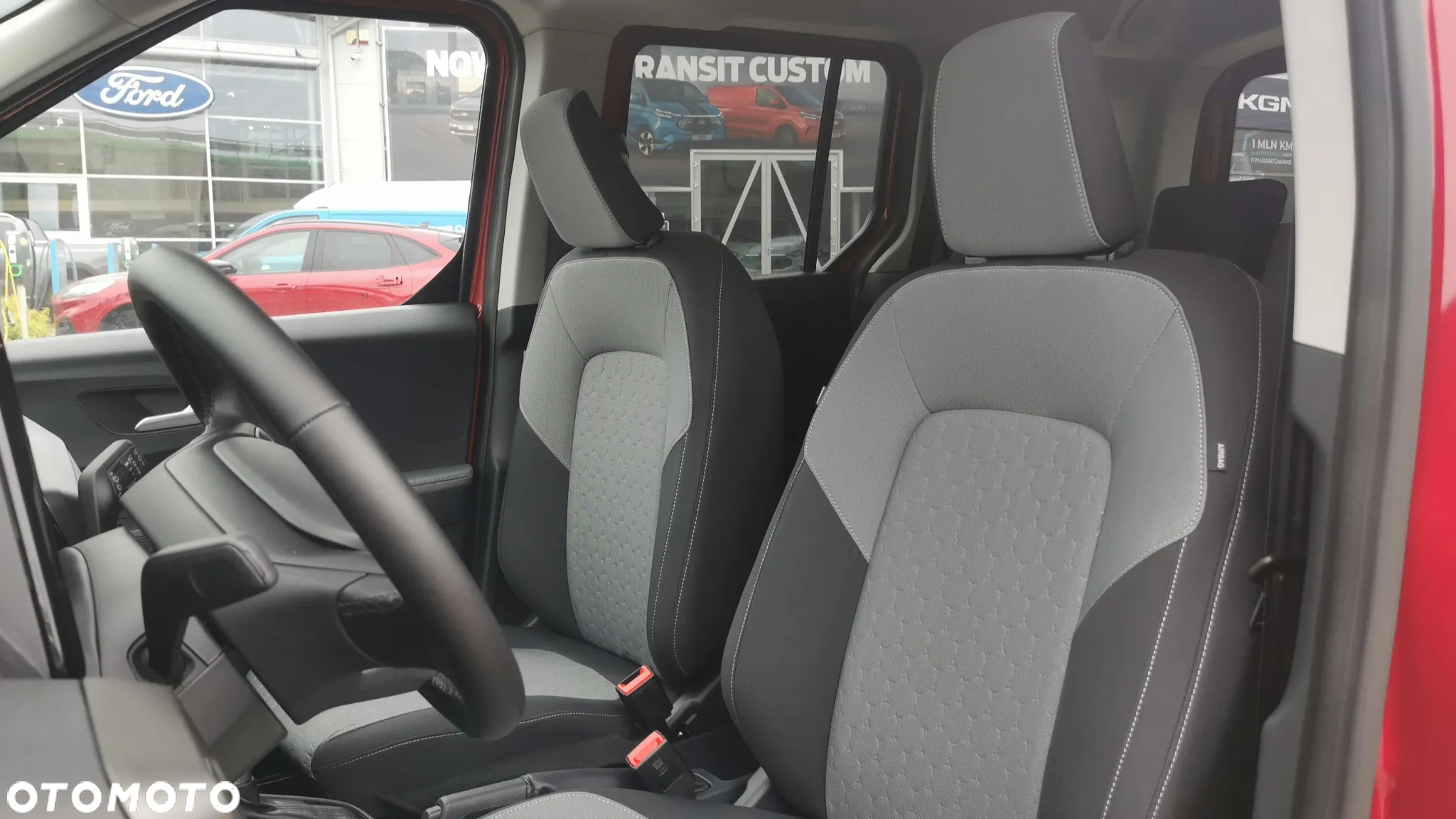 Ford Tourneo Courier 1.0 EcoBoost Titanium - 10