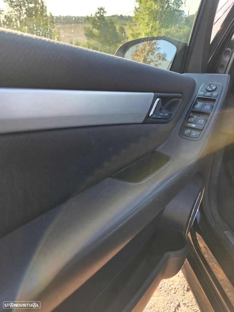 Mercedes-Benz B 200 CDi Autotronic - 32