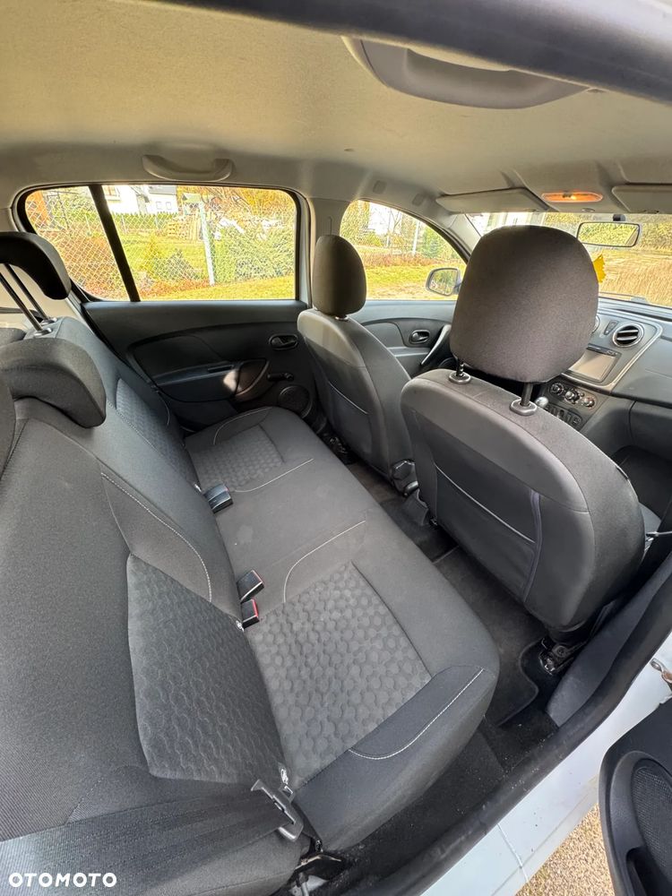 Dacia Sandero 1.2 16V 75 Laureate - 7
