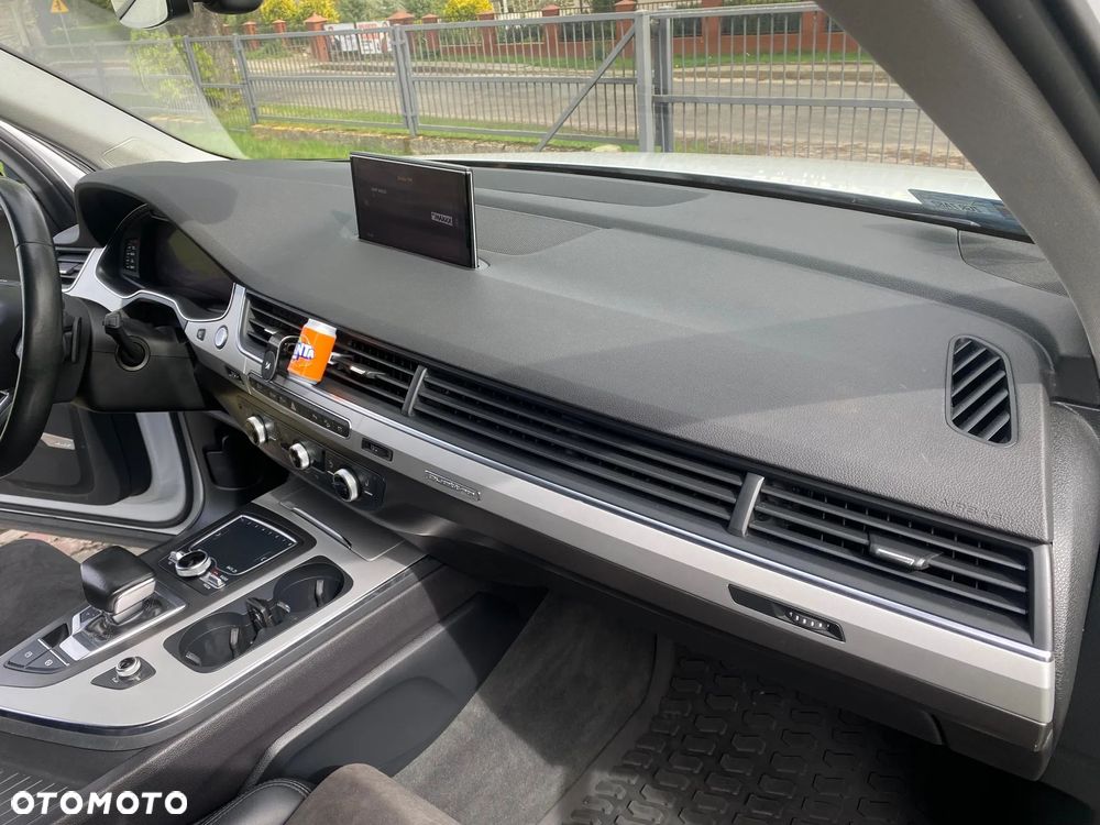 Audi Q7 - 15