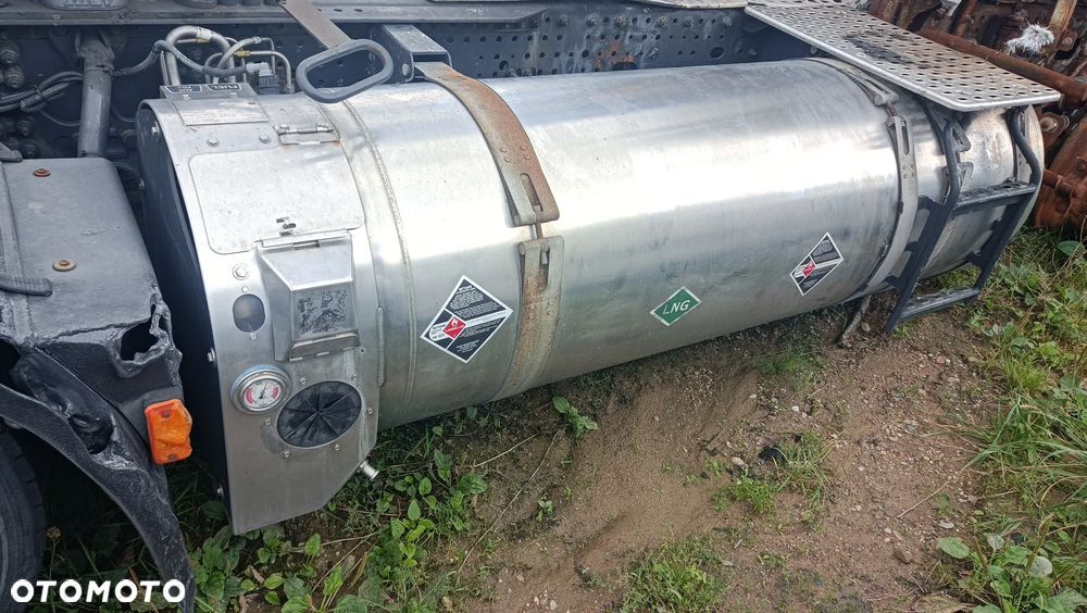 ZBIORNIK LNG GAZU ZIEMNEGO CHART 598L IVECO S WAY 2021 HLNG-158 5802695663 - 2