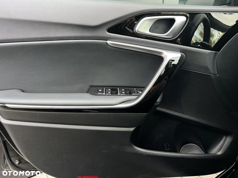 Kia Ceed 1.5 T-GDI L DCT - 14