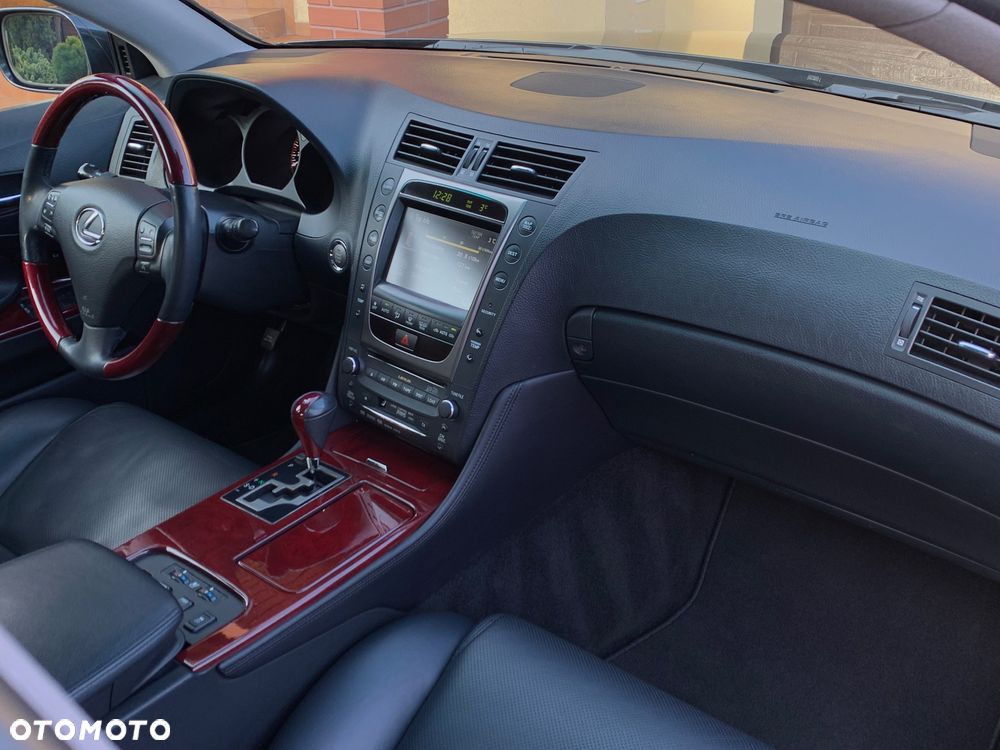 Lexus GS - 11