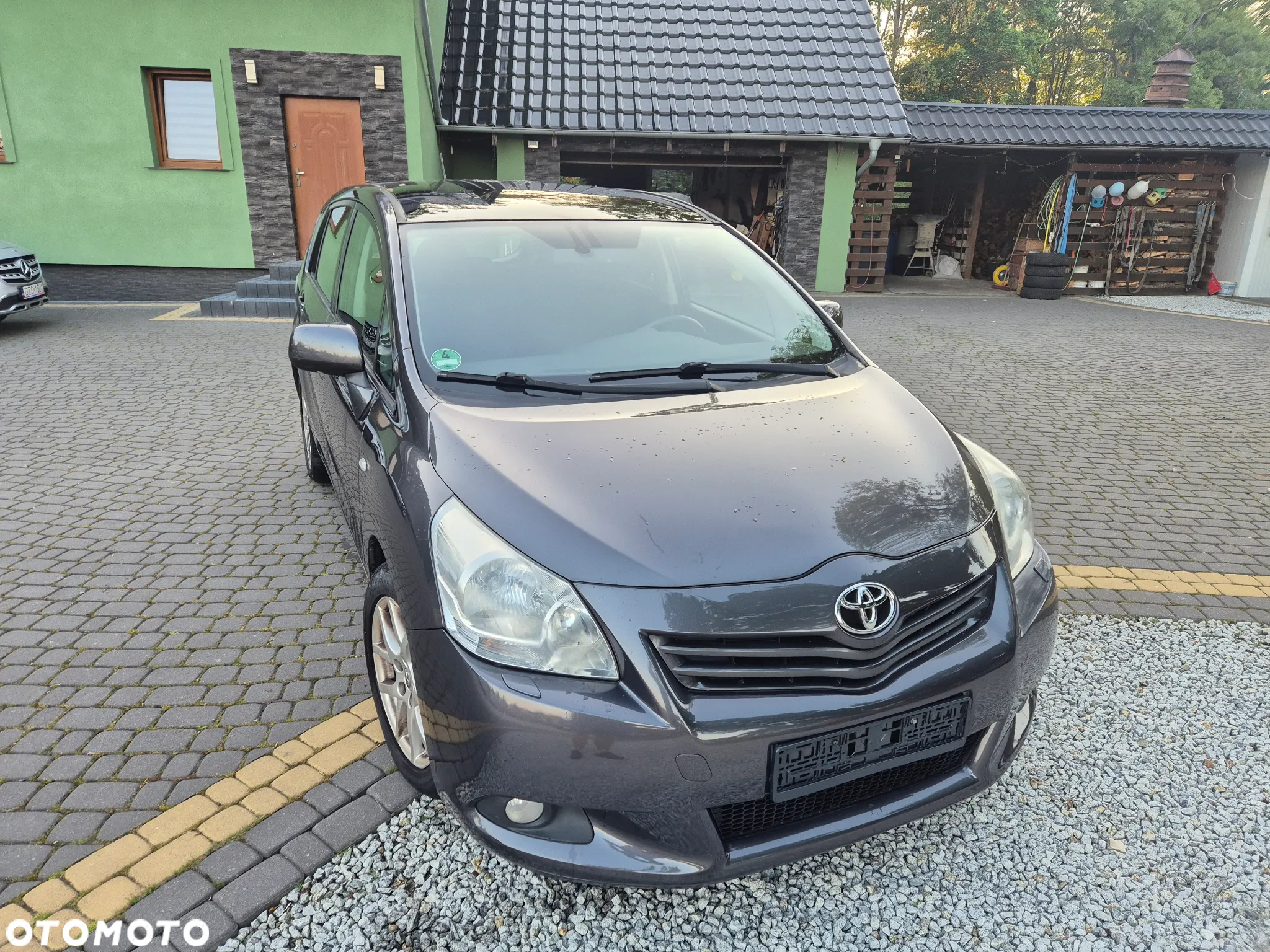 Toyota Verso 1.8 7-Sitzer Executive - 2