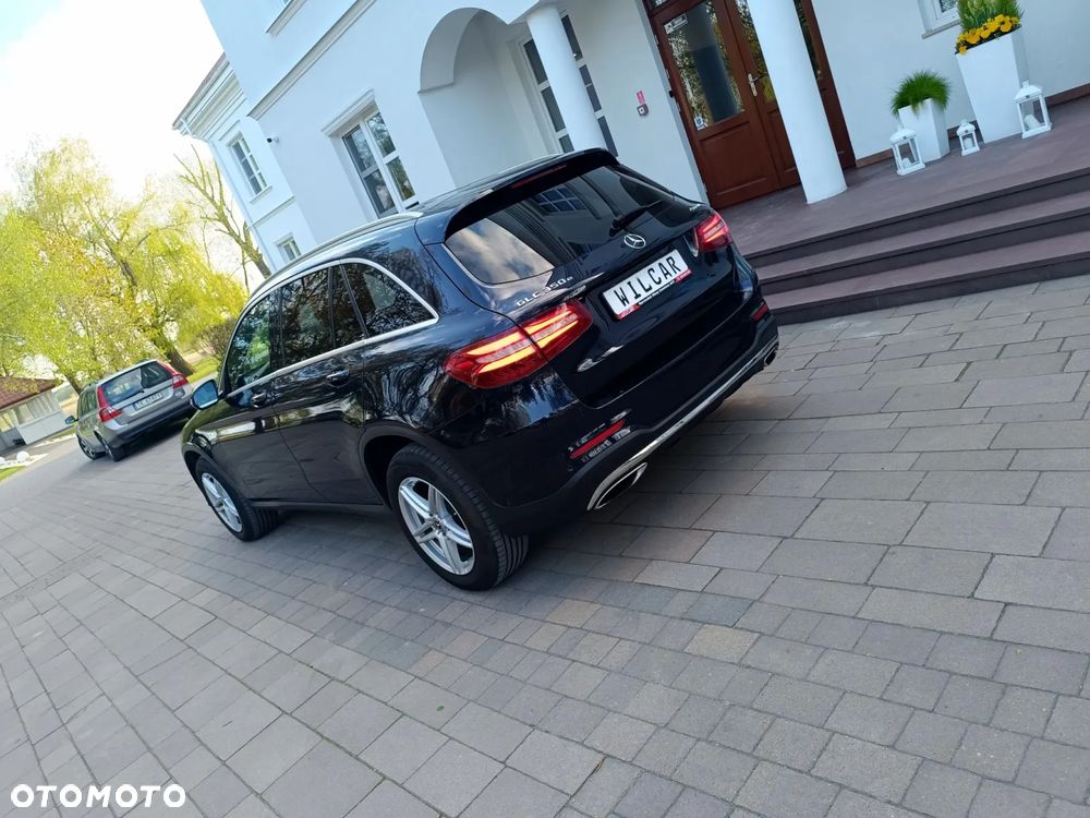 Mercedes-Benz GLC 350 e 4Matic 7G-TRONIC - 19