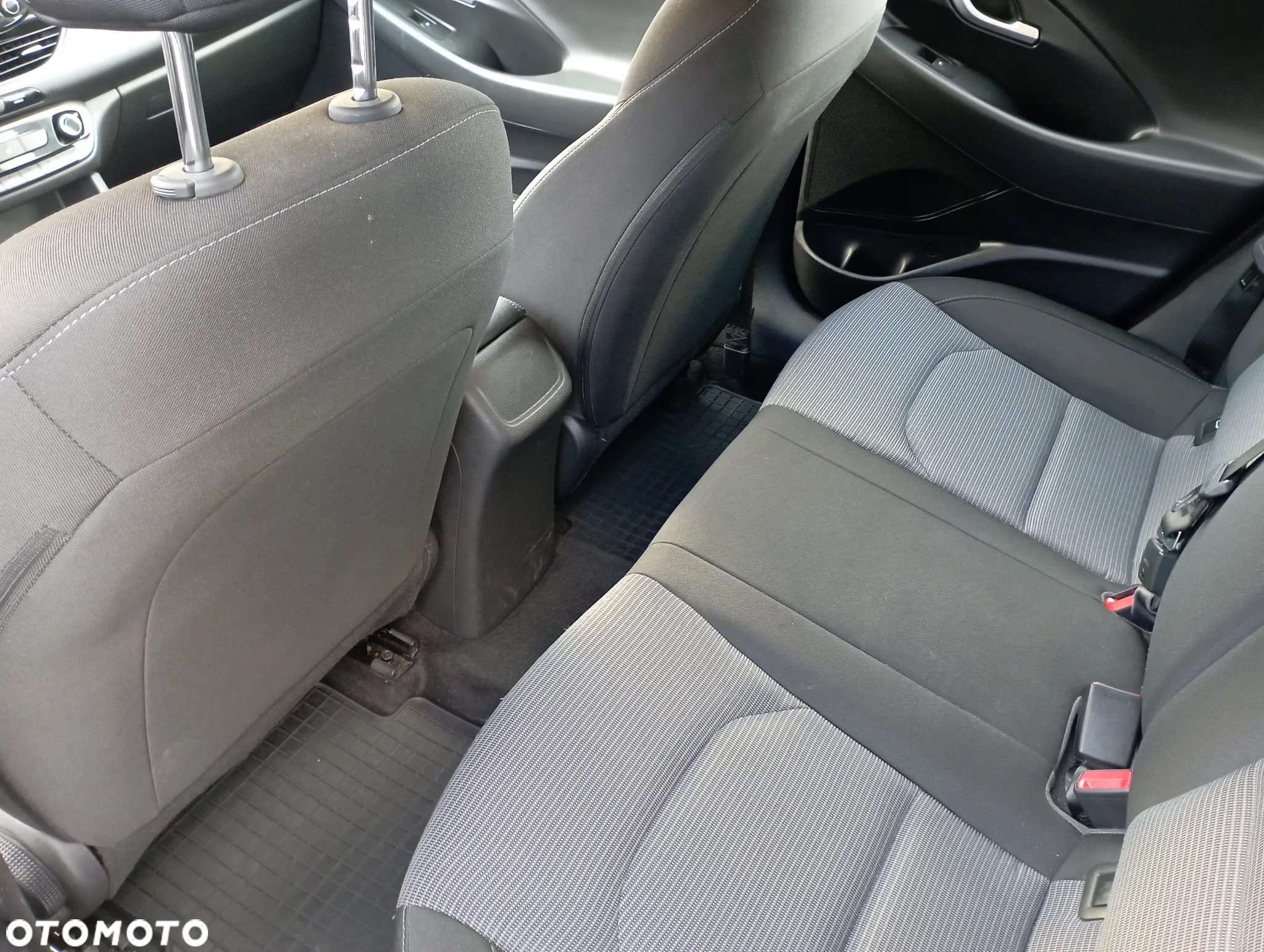 Hyundai i30 1.5 DPI Classic + - 4