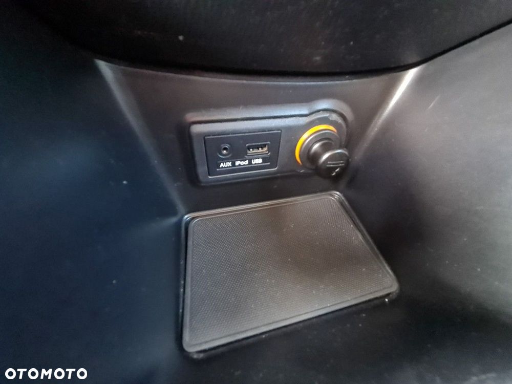 Kia Venga 1.4 CRDi L - 13