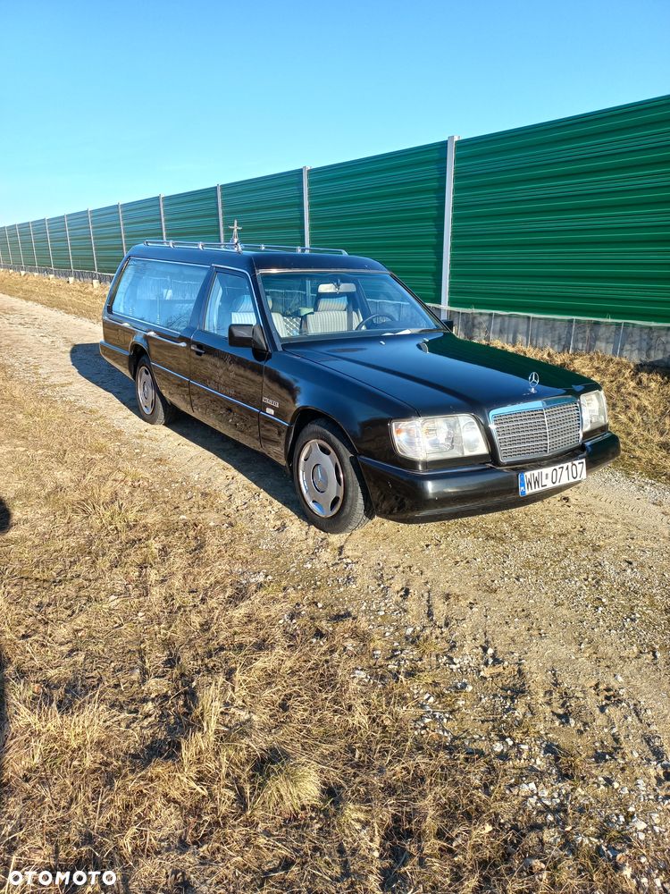 Mercedes-Benz W124 E klasa - 6
