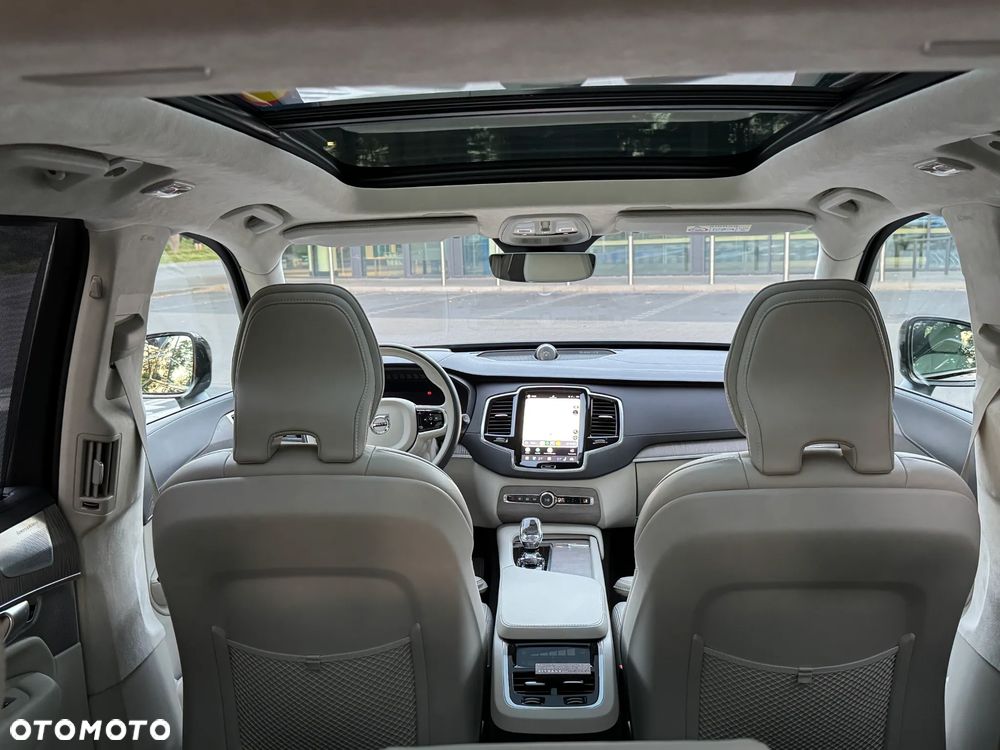 Volvo XC 90 T8 AWD Plug-In Hybrid Ultimate Dark 7os - 13