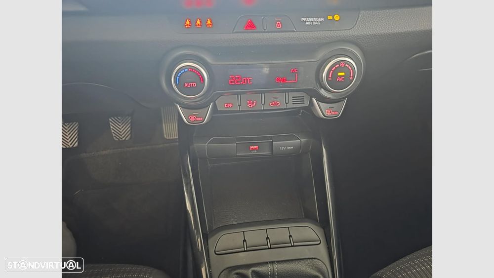Kia Stonic 1.0 T-GDI Drive - 15