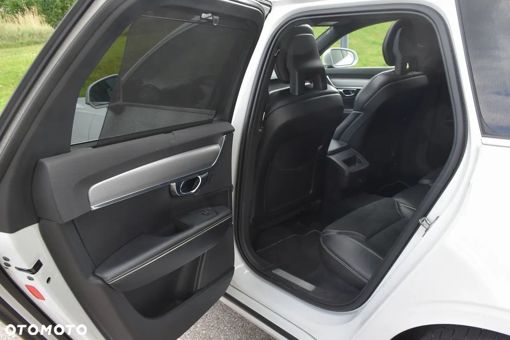 Volvo V90 D4 Geartronic R Design - 35