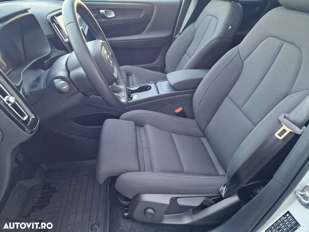 Volvo C40 Recharge Twin Motor AWD Plus - 10