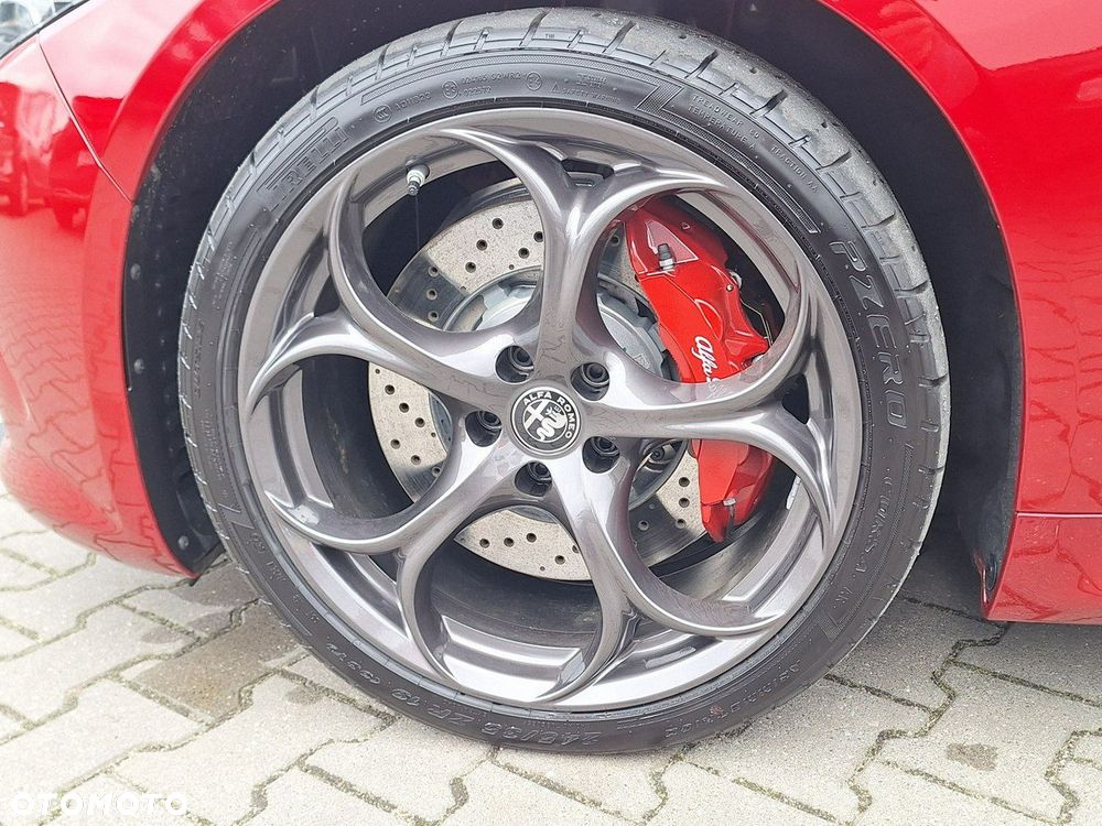 Alfa Romeo Giulia - 2