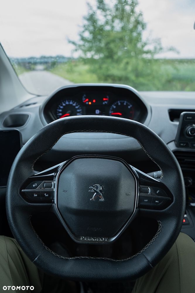 Peugeot Partner - 8