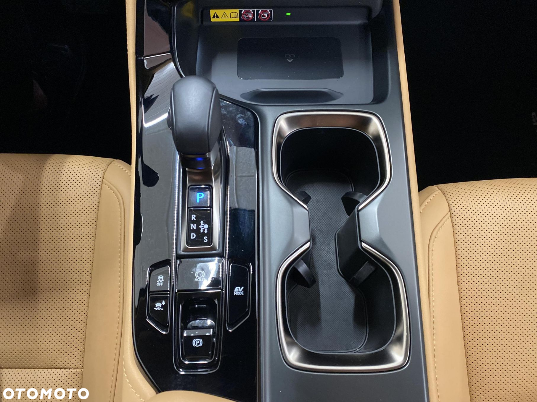 Lexus NX - 19