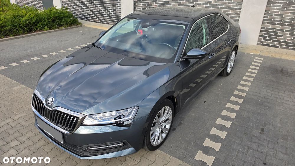 Skoda Superb 2.0 TDI SCR Ambition DSG - 17