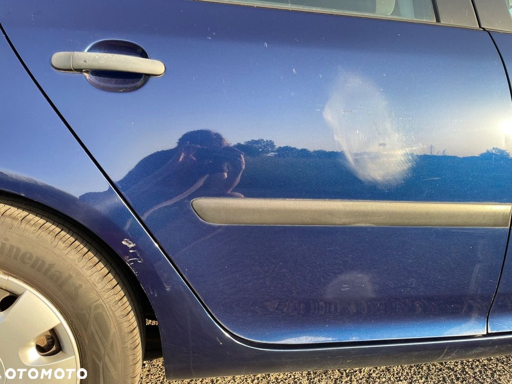 Volkswagen Golf - 19