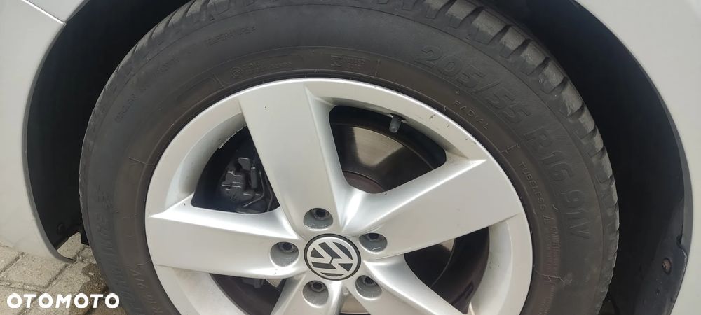 Volkswagen Jetta 2.0 TDI DPF Comfortline - 21