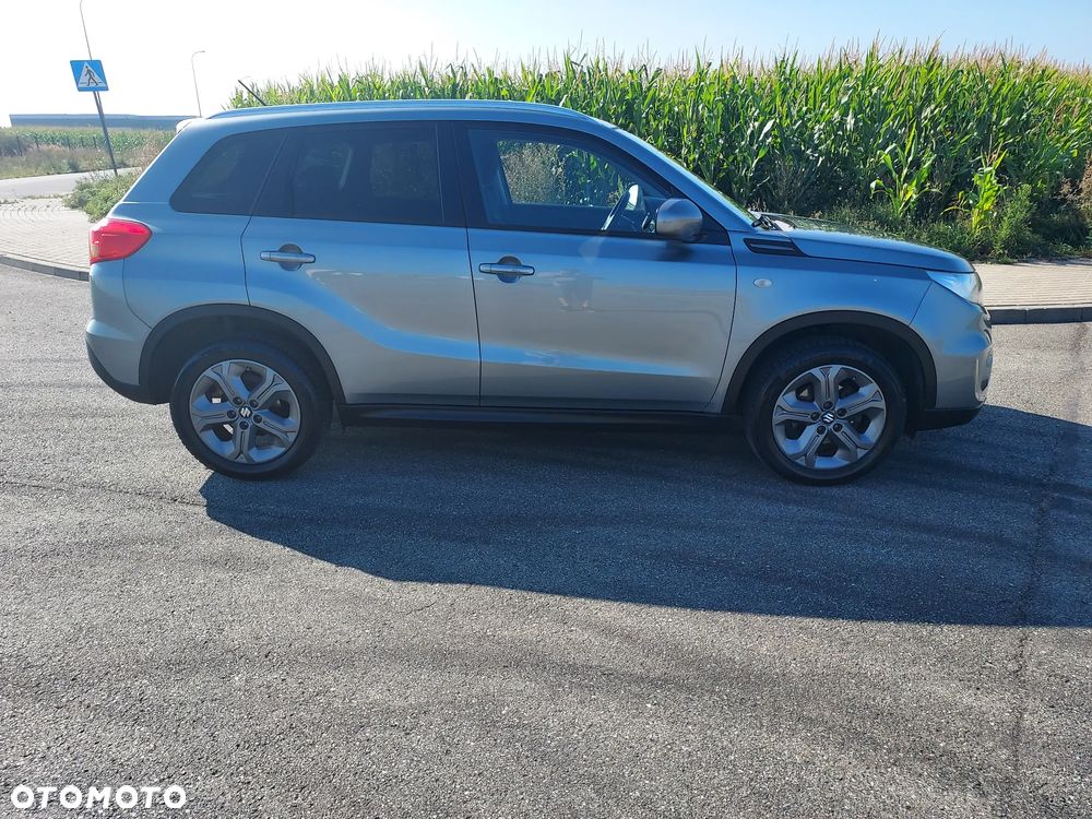 Suzuki Vitara 1.6 XLED 2WD - 10