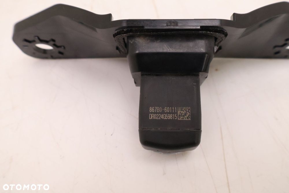 TOYOTA LAND CRUISER 150 17- KAMERA COFANIA KLAPY BAGAŻNIKA 867B0-60111 - 5