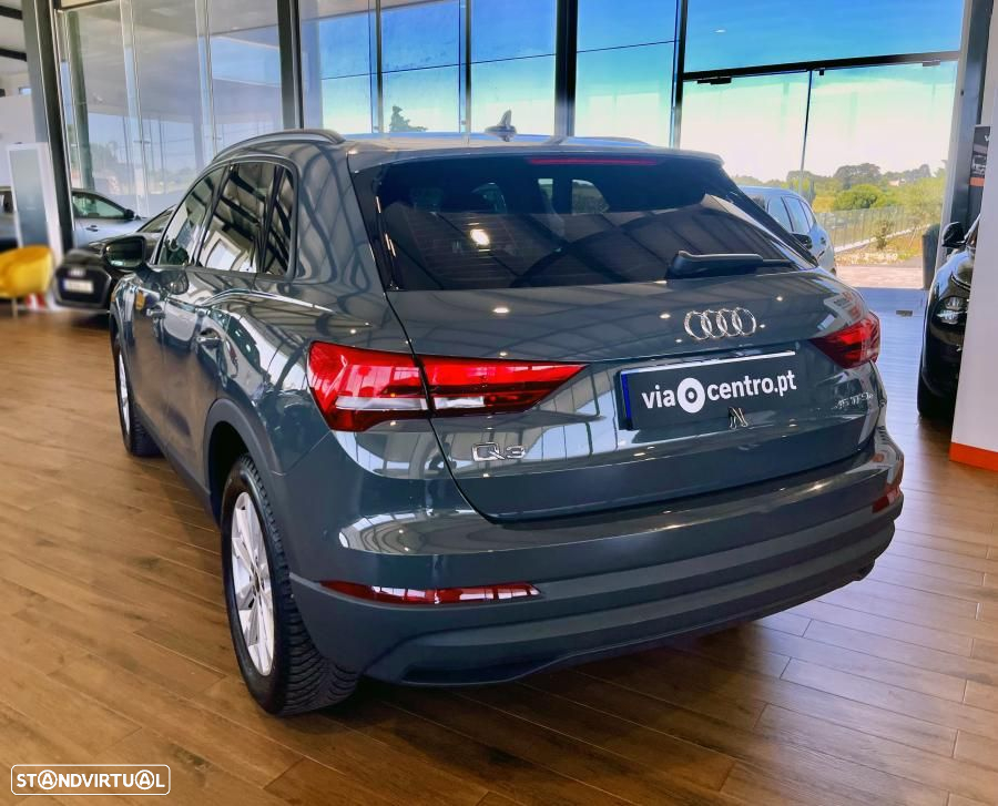 Audi Q3 45 TFSIe S tronic - 4