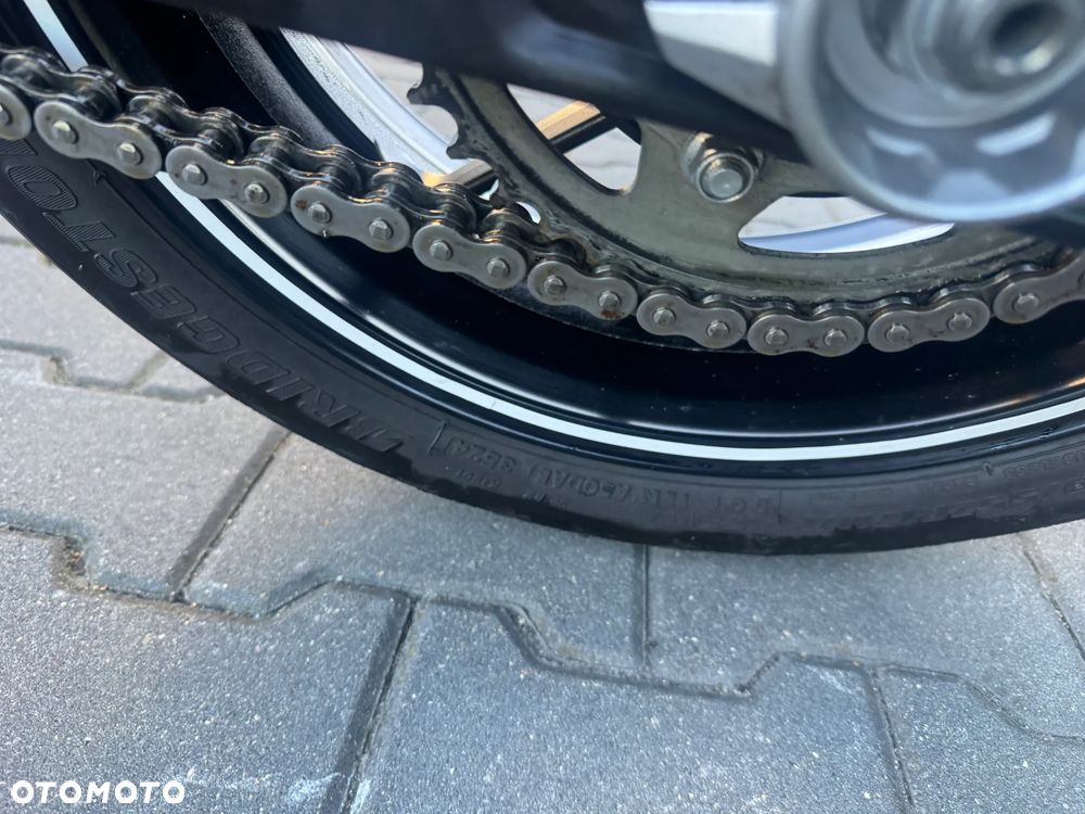 Yamaha MT - 29