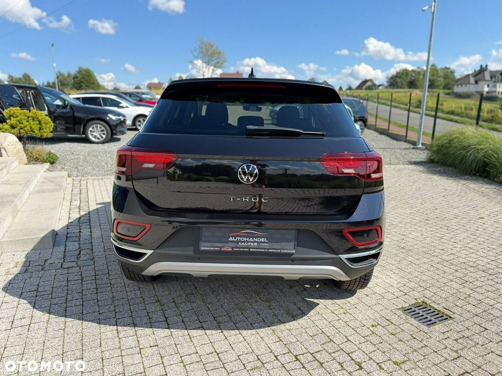 Volkswagen T-Roc - 8