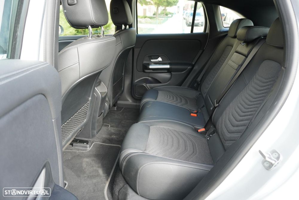 Mercedes-Benz EQA 350 4Matic - 15