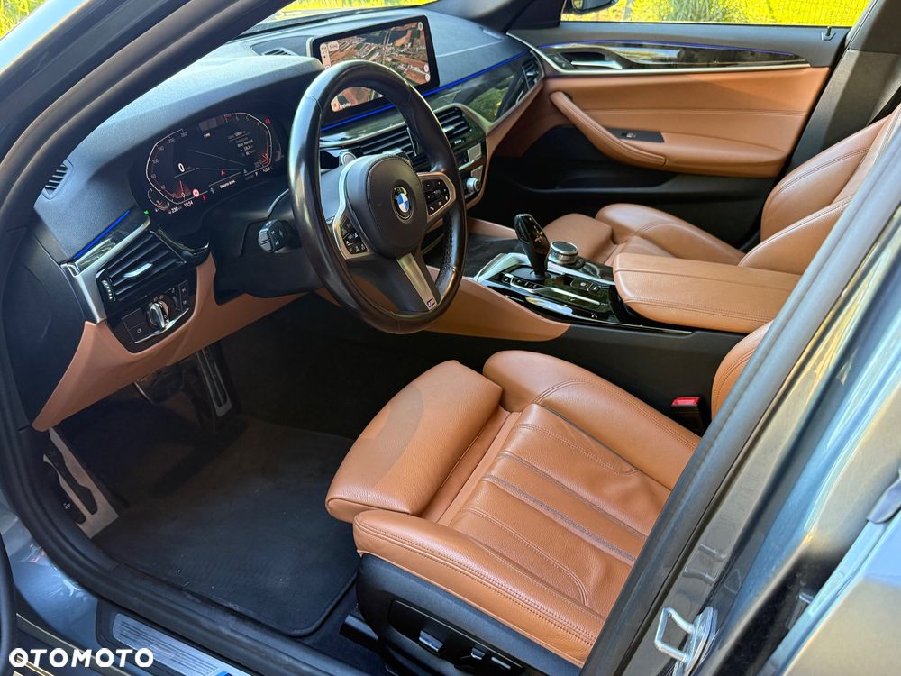 BMW Seria 5 530i xDrive mHEV M Sport sport - 35