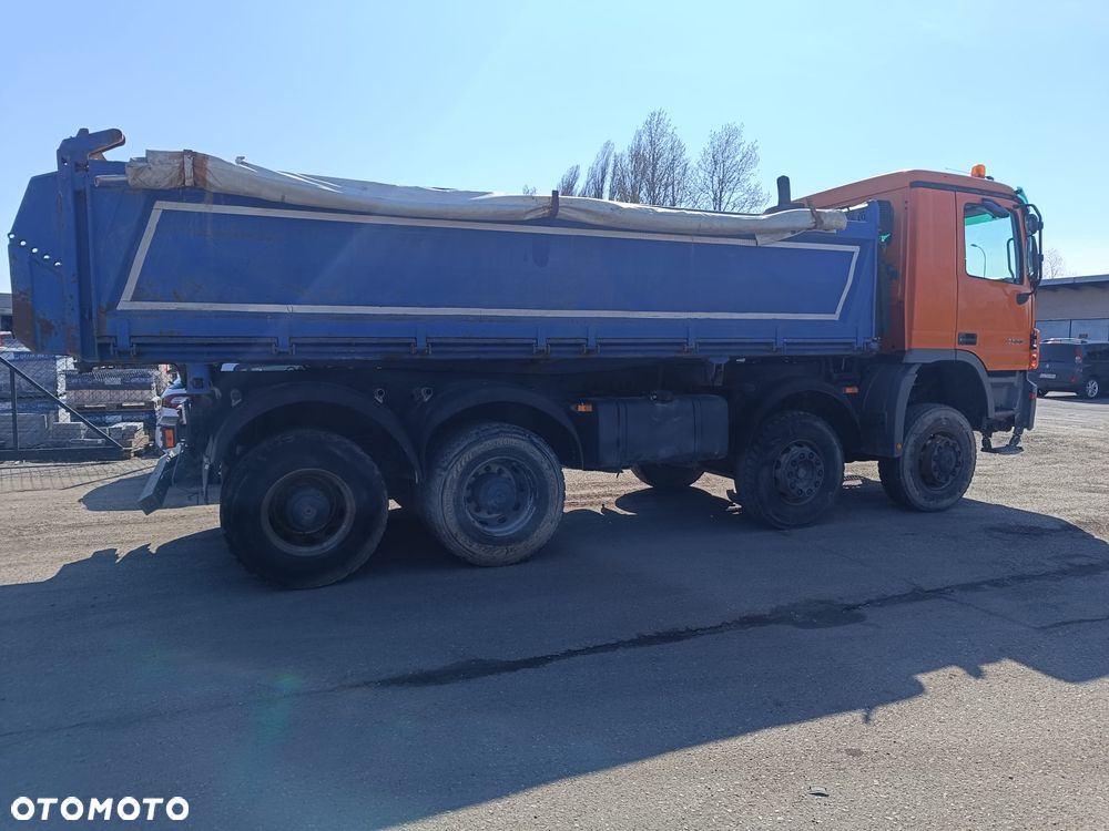 Mercedes-Benz Actros - 11