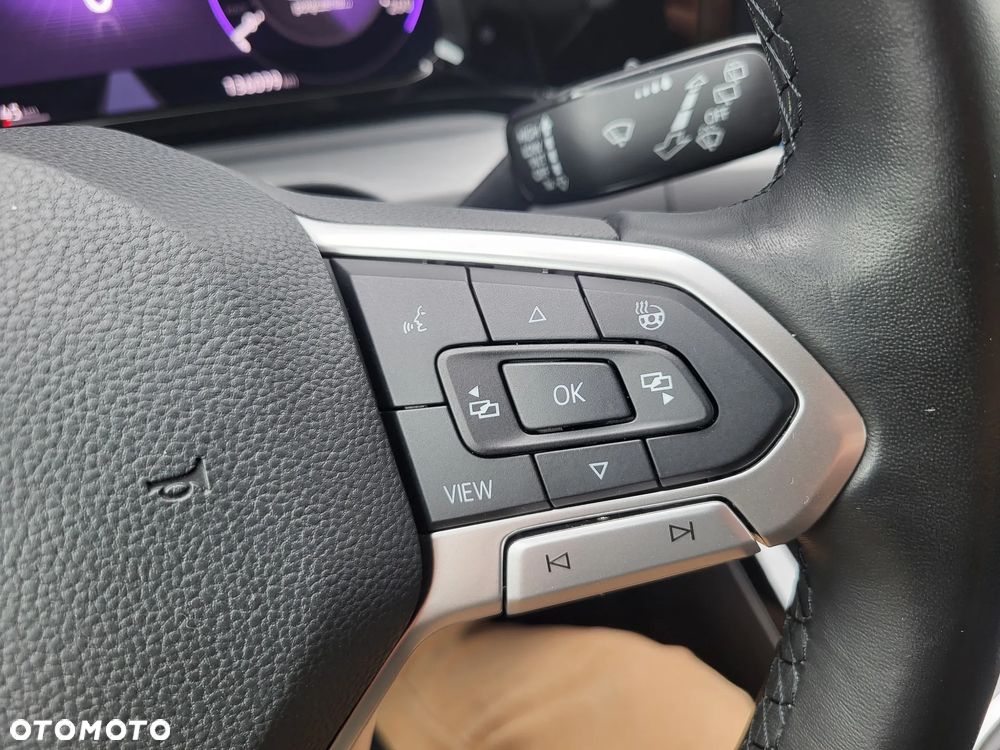 Volkswagen Golf 1.5 TSI EVO Style - 9