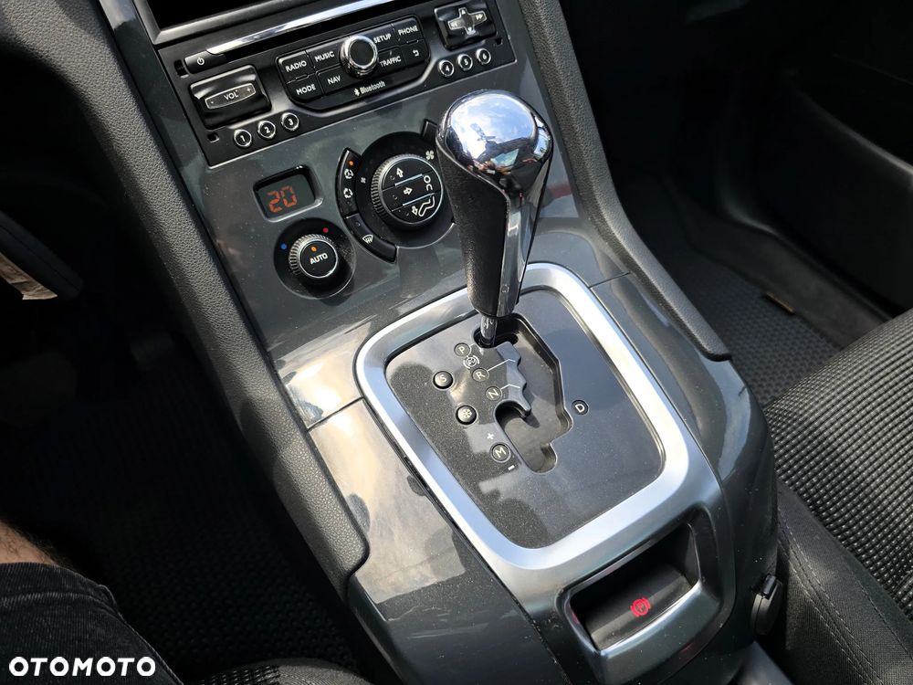 Peugeot 5008 HDI FAP 165 Automatik Active - 30