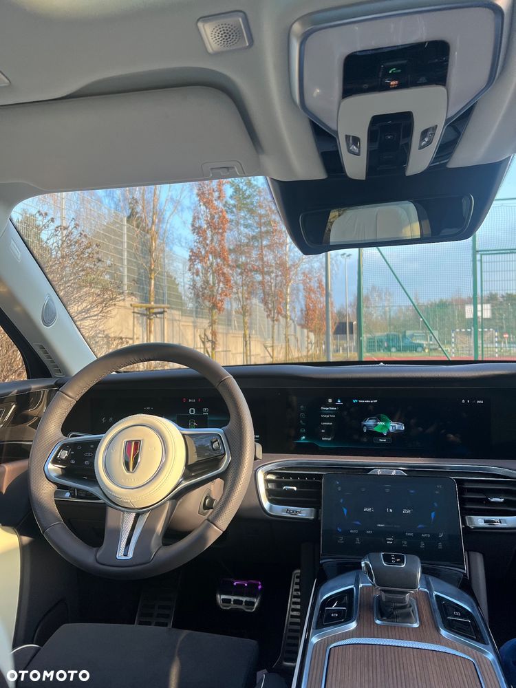 Hongqi E-HS9 - 8