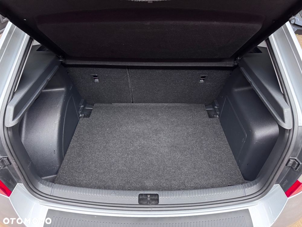 Skoda RAPID 1.6 TDI DPF Emotion Plus - 11