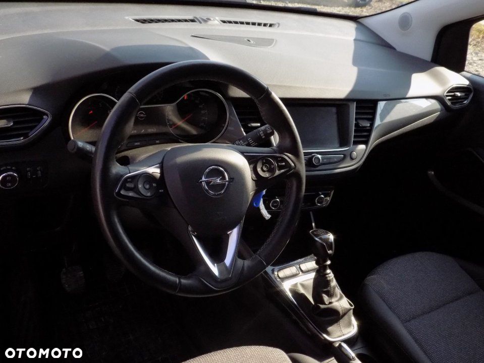 Opel Crossland - 10