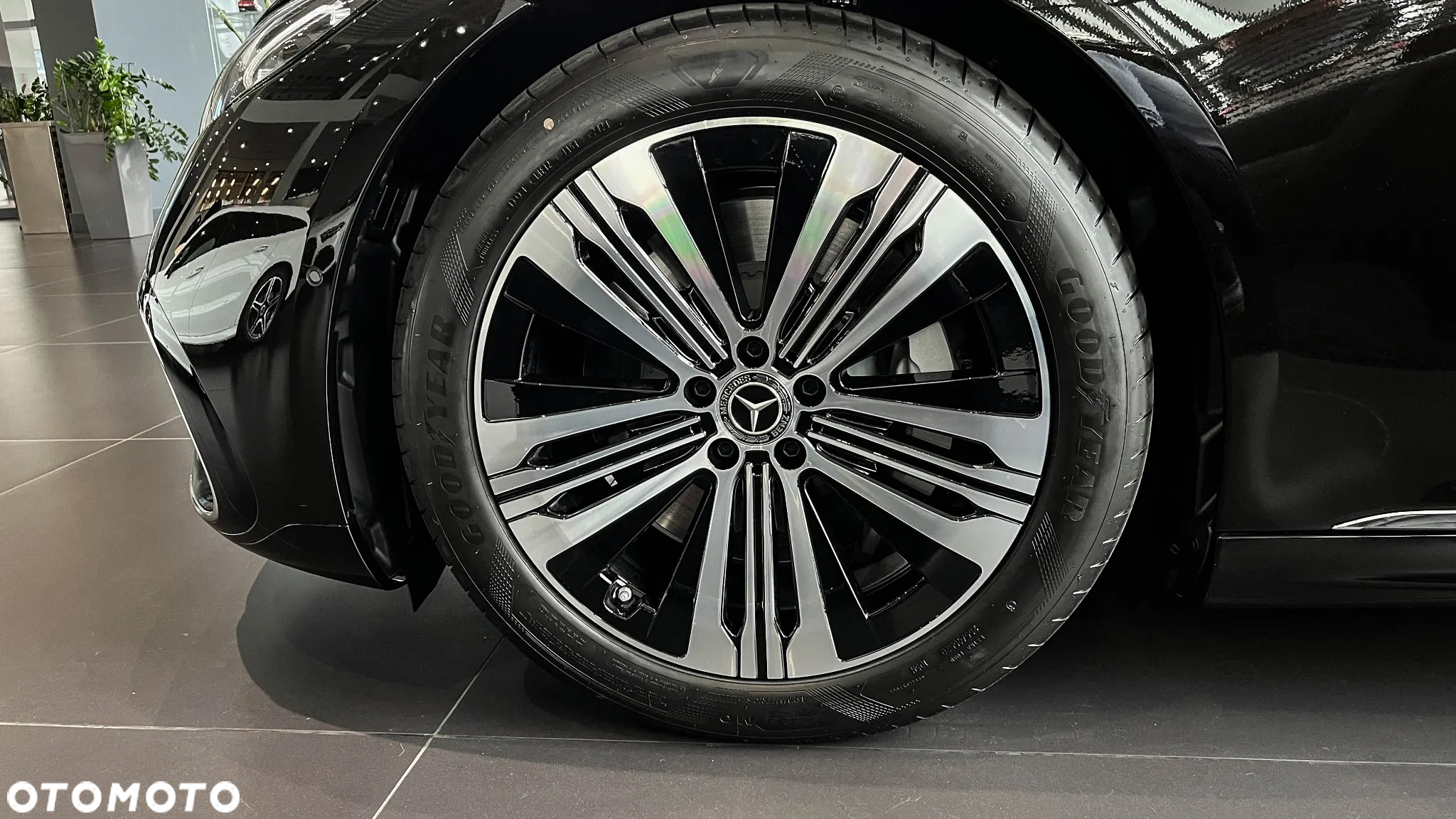 Mercedes-Benz EQS 350 96kWh Electric Art - 12