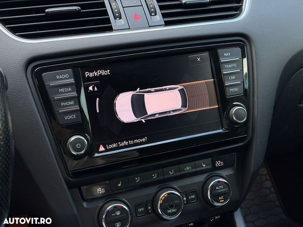 Skoda Octavia 1.6 TDI (Green tec) DSG Style - 15