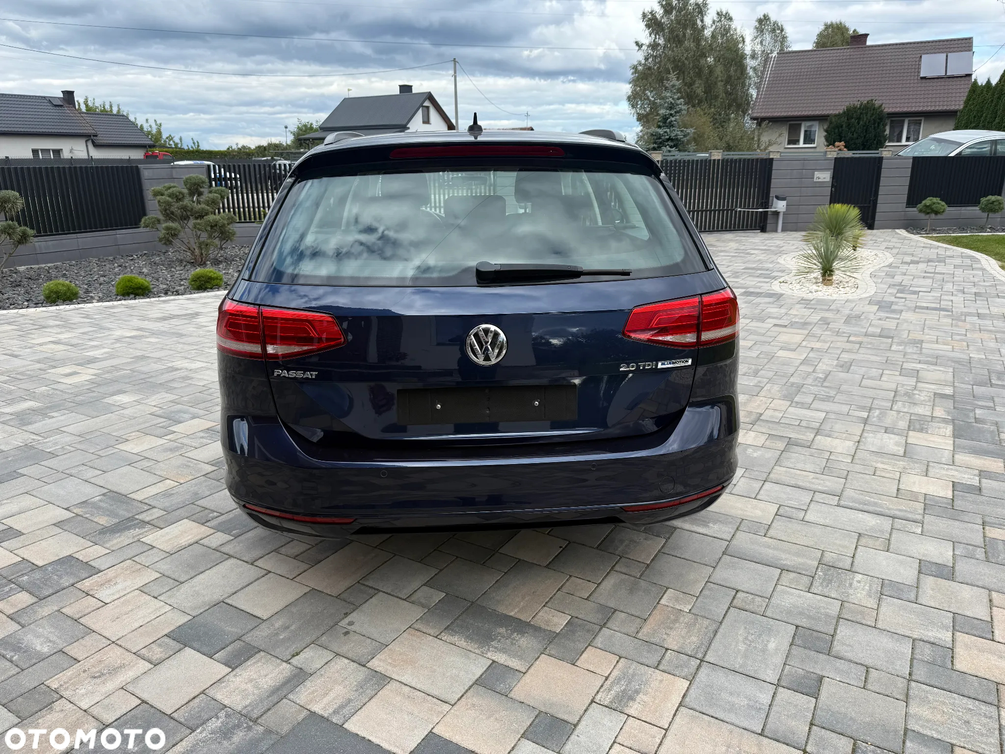 Volkswagen Passat 2.0 TDI BMT Highline - 14