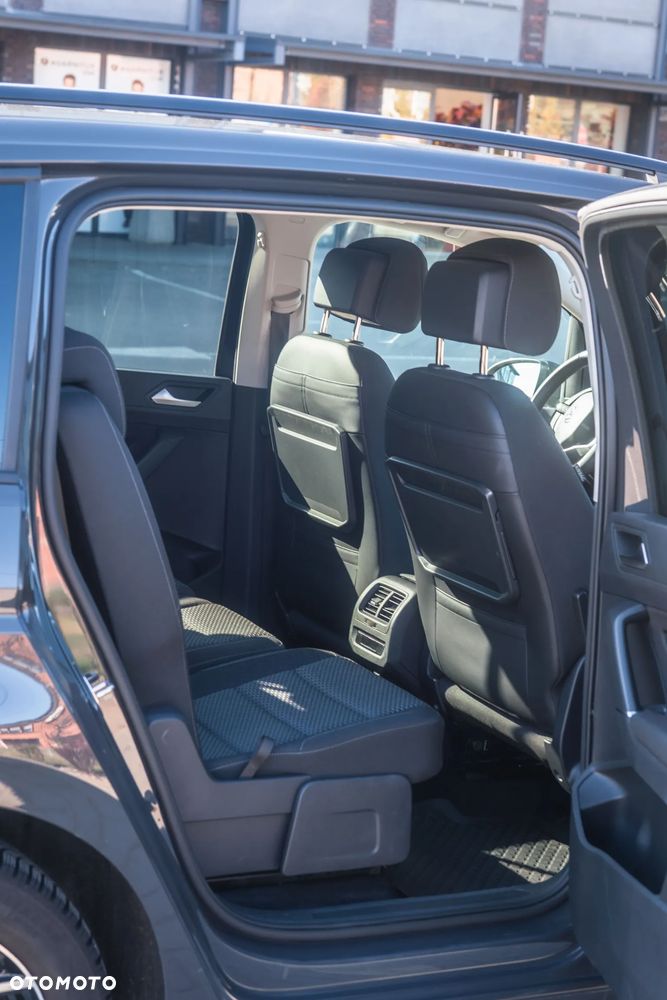 Volkswagen Touran 1.5 TSI EVO Comfortline - 20