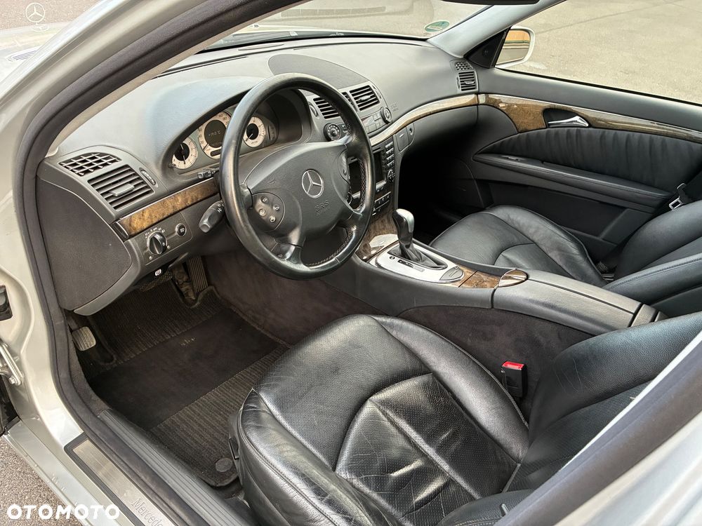 Mercedes-Benz Klasa E 320 CDI T Avantgarde - 11